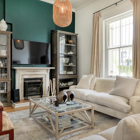 Backup-Powered Victorian House At Greenpoint Park Кейптаун Екстериор снимка